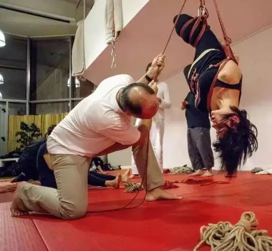 绳艺师的自白:用绳子表达情欲-5 绳艺师的自白:用绳子表达情欲-5